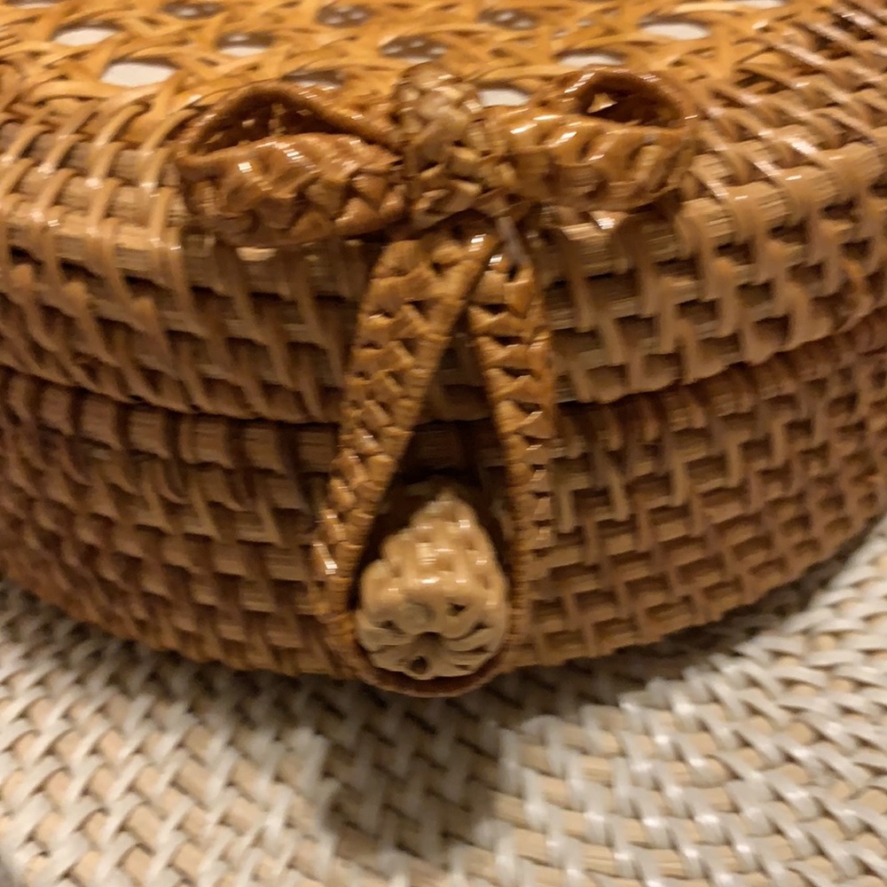Purse - Picture 4 of 12